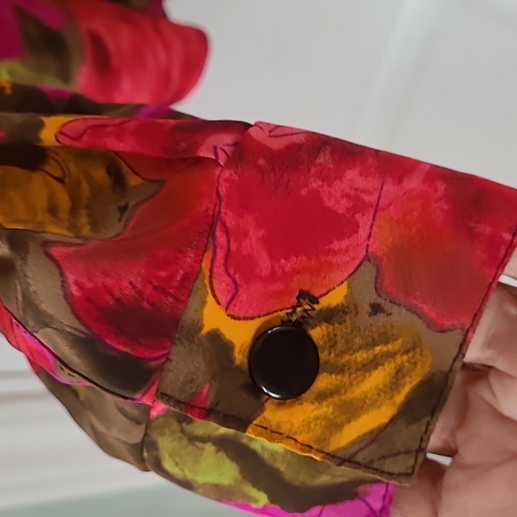 Vintage Hiroko Koshino '90s rich floral blouse, Made in 🇨🇦 Mint Condition - Picture 8 of 14